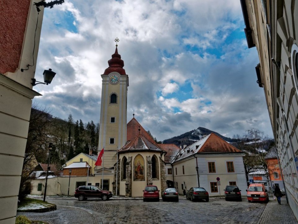 08 01 2016 16 Bürgerspitalkirche Farka.jpg