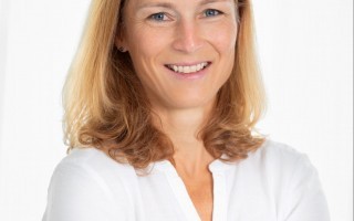Dr. Christine Schmid