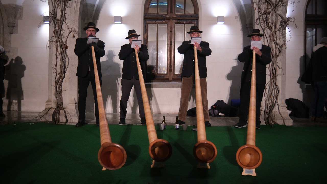 Jagdhornbläser beim Adventmarkt