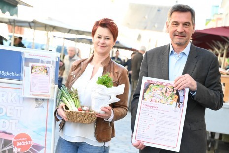 Krista Haltrich und Bürgermeister Werner Krammer
