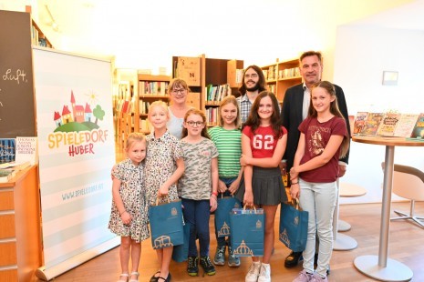 Bibliothek Gewinnerinnen