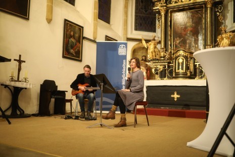 Waidhofens erste Stadtschreiberin Marlen Mairhofer hielt eine Lesung.