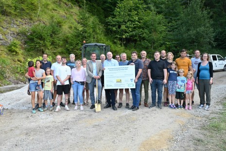 2025_09_Spatenstich Wassergenossenschaft Redtenbach.JPG