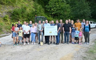 2025_09_Spatenstich Wassergenossenschaft Redtenbach.JPG