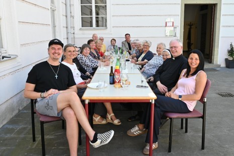 2026_06_Abschlussgrillen_Pflegende&Angehörige