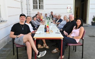 2026_06_Abschlussgrillen_Pflegende&Angehörige