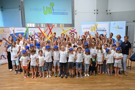 KinderUNI_Sponsion_Gruppe1