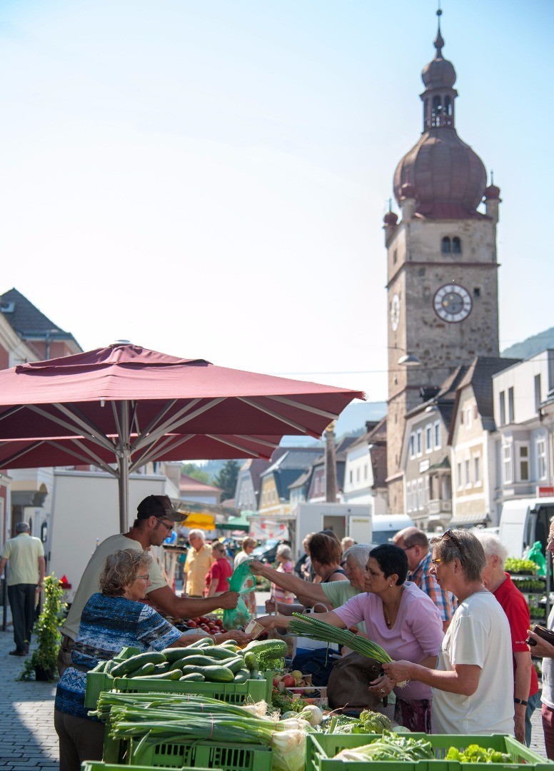 Wochenmarkt 1362 .JPG